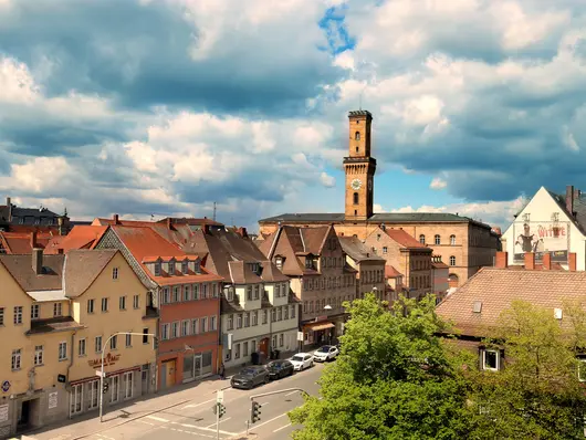 Blick auf den Rathausturm