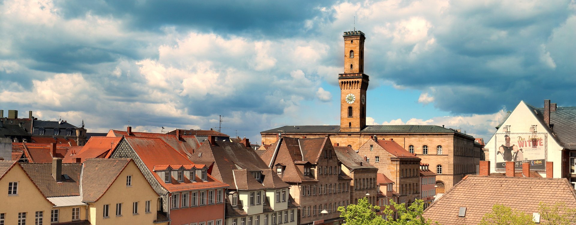 Blick auf den Rathausturm