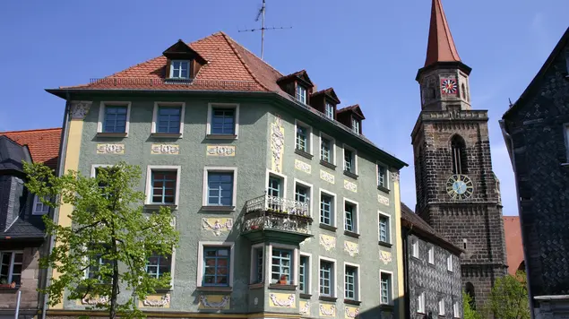 Blick auf die Kirche St. Michael aus der Gustavstraße heraus 